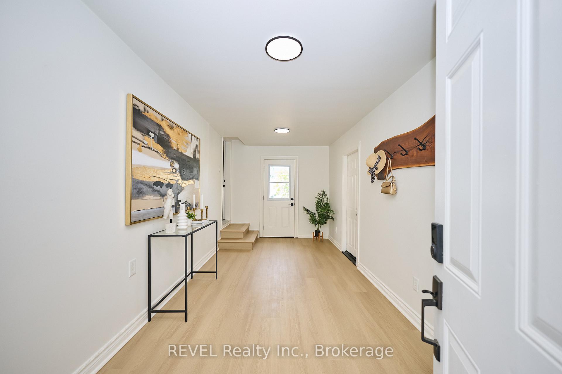 Photo 6 of 13717 Ort Road, Niagara Falls, Lyons Creek — HOMEH