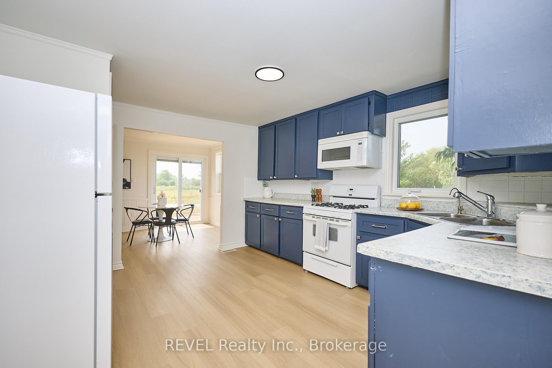 Photo 7 of 13717 Ort Road, Niagara Falls, Lyons Creek — HOMEH