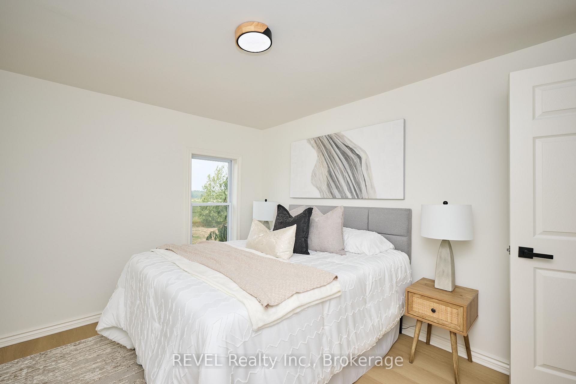 Photo 22 of 13717 Ort Road, Niagara Falls, Lyons Creek — HOMEH