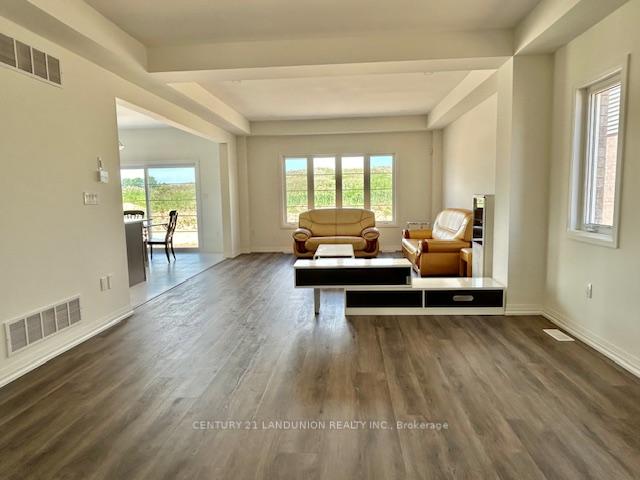Photo 5 of 115 Acacia Road, Pelham, Fonthill — HOMEH