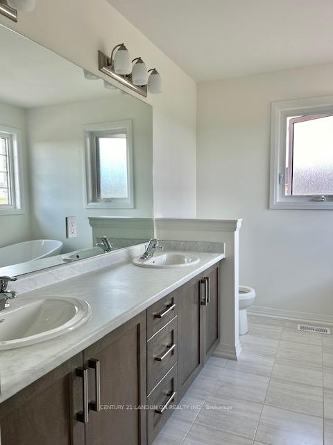 Photo 23 of 115 Acacia Road, Pelham, Fonthill — HOMEH