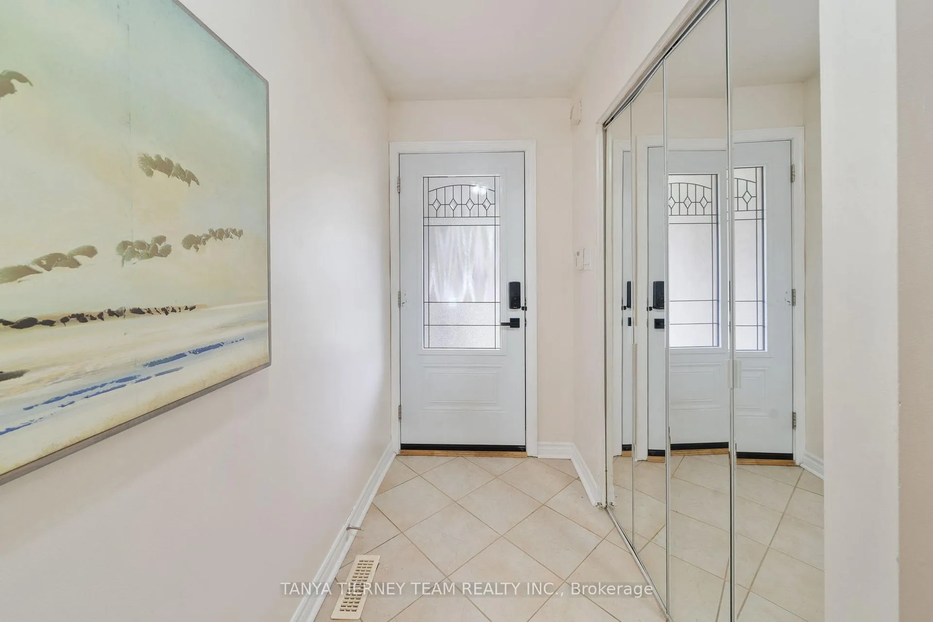 Photo 4 of 728 Bermuda Avenue, Oshawa, Northglen — HOMEH