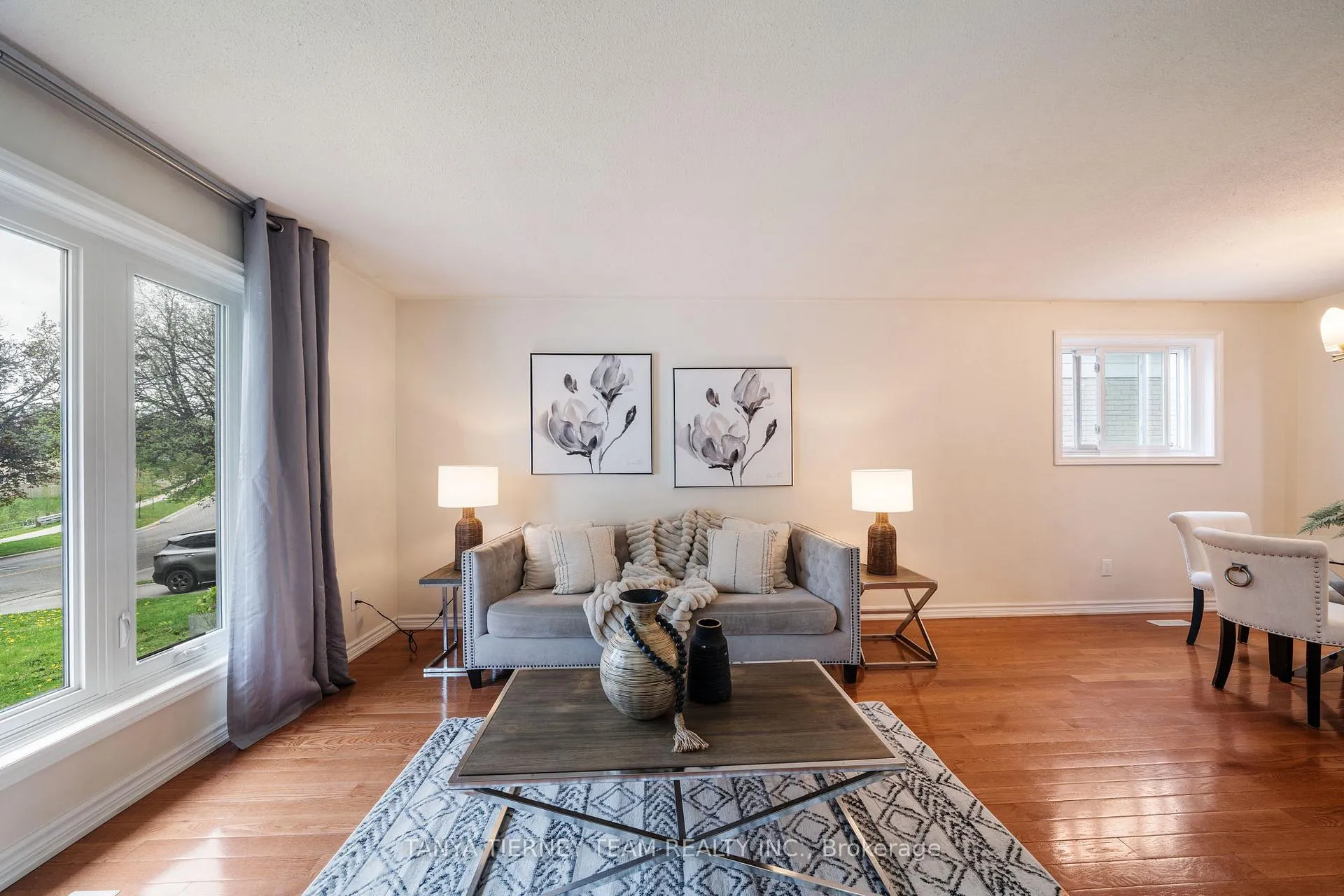 Photo 6 of 728 Bermuda Avenue, Oshawa, Northglen — HOMEH