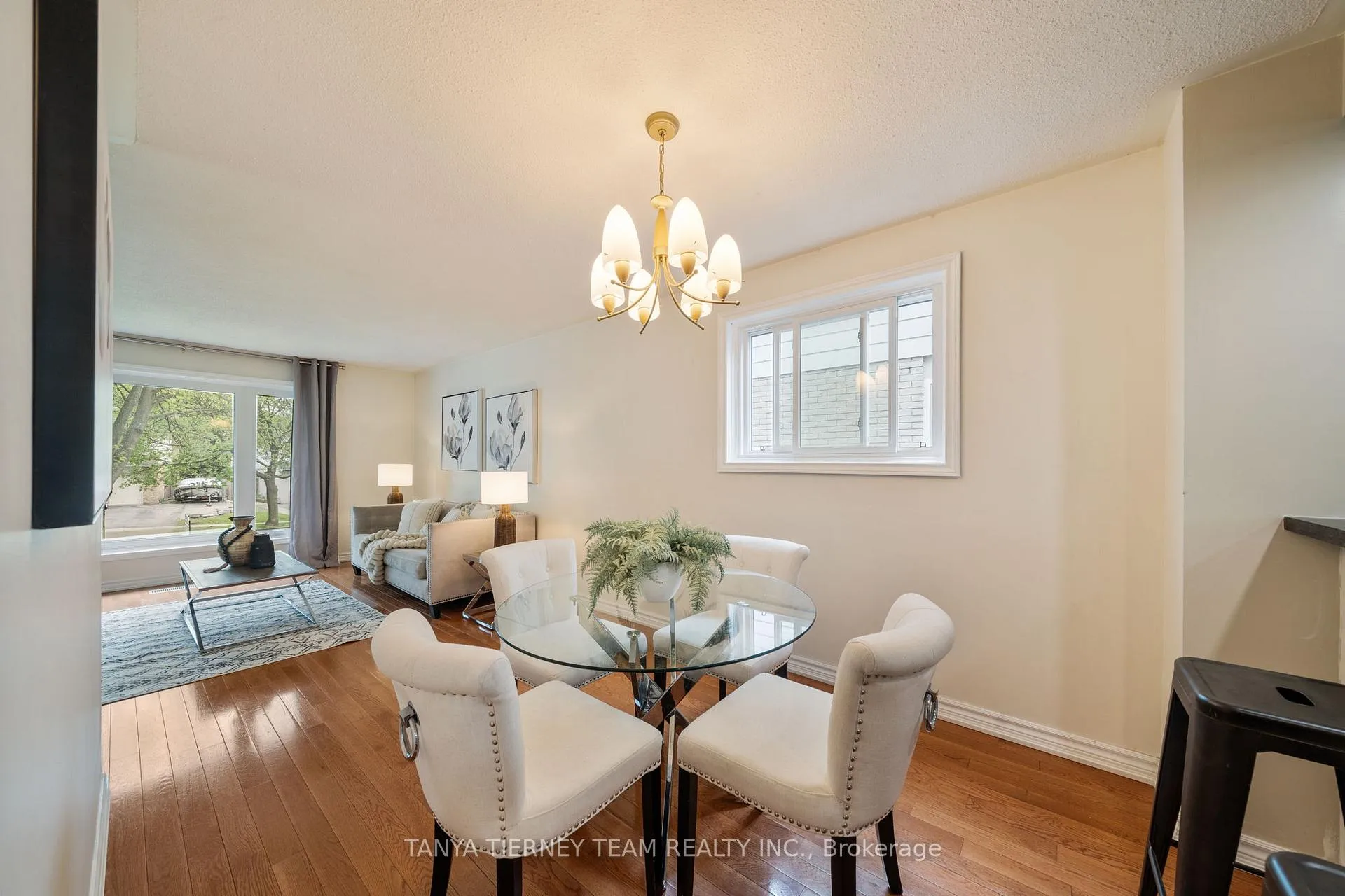 Photo 8 of 728 Bermuda Avenue, Oshawa, Northglen — HOMEH