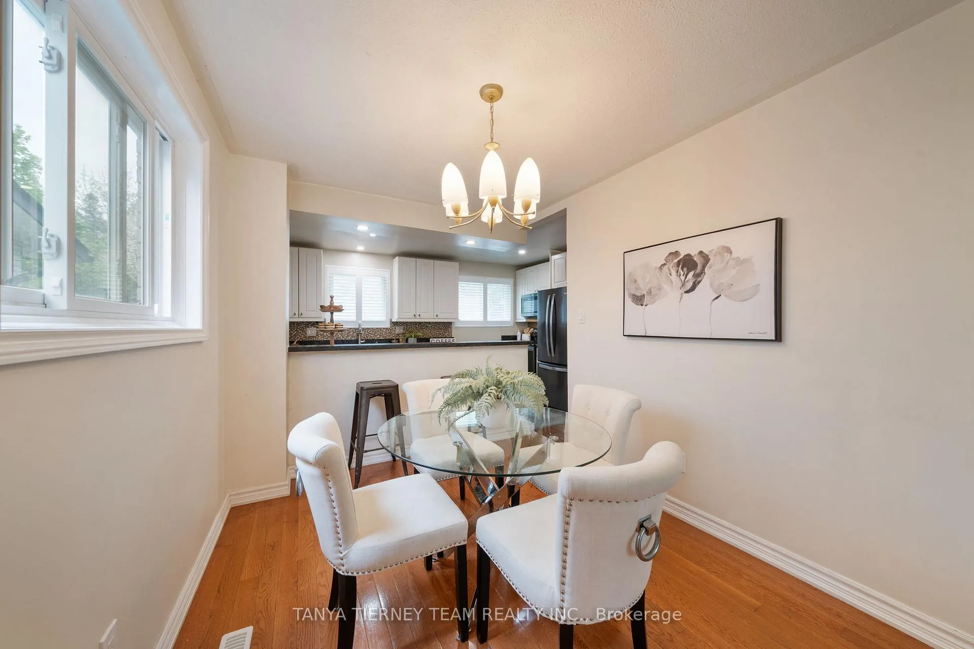 Photo 10 of 728 Bermuda Avenue, Oshawa, Northglen — HOMEH