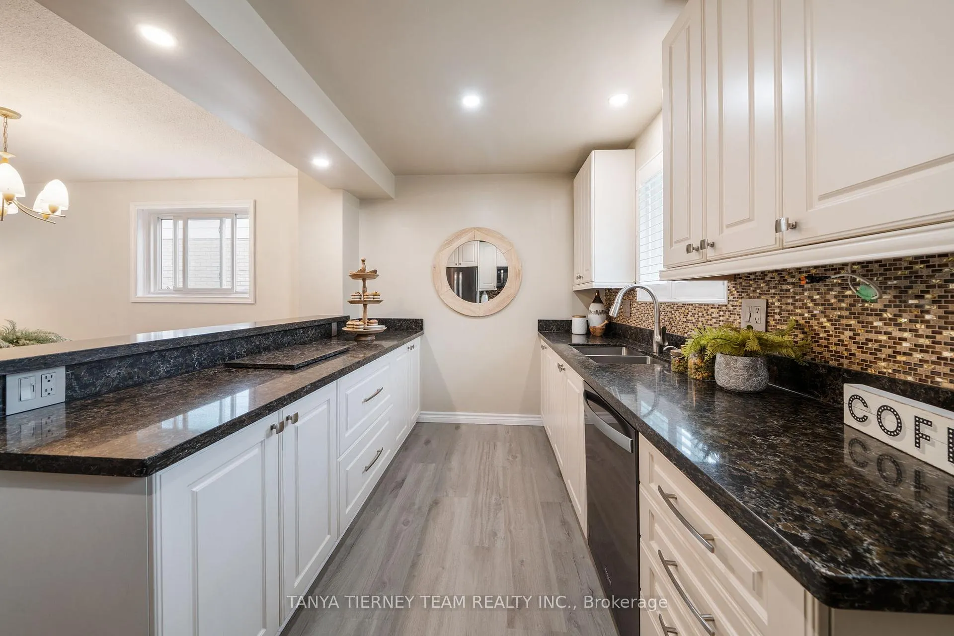 Photo 14 of 728 Bermuda Avenue, Oshawa, Northglen — HOMEH