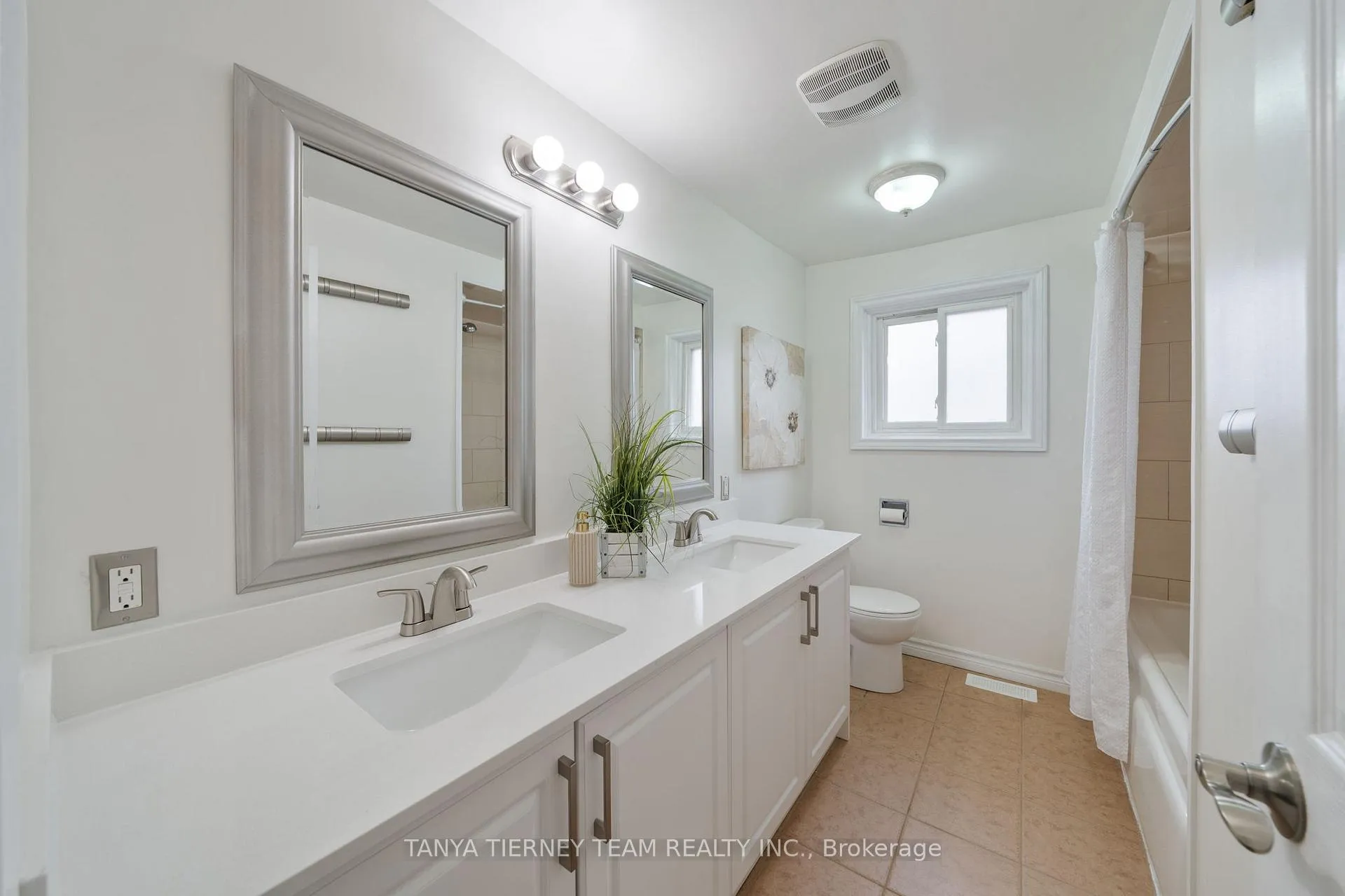 Photo 22 of 728 Bermuda Avenue, Oshawa, Northglen — HOMEH