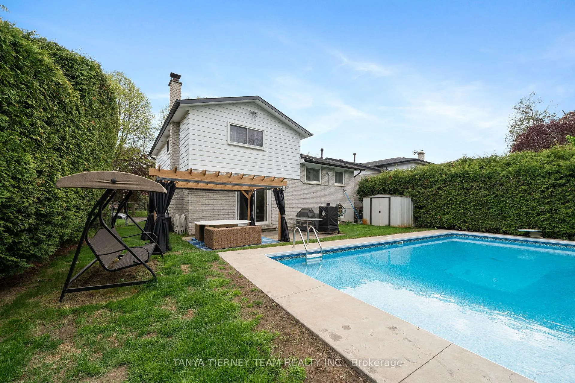 Photo 34 of 728 Bermuda Avenue, Oshawa, Northglen — HOMEH