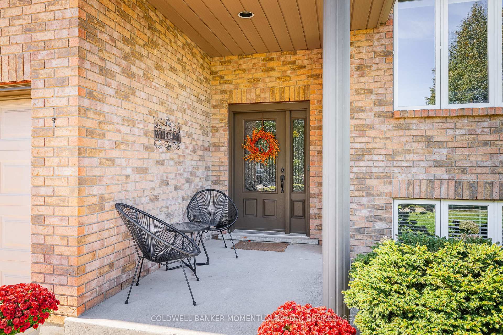 Photo 4 of 24 Tanner Drive, Pelham, Fonthill — HOMEH