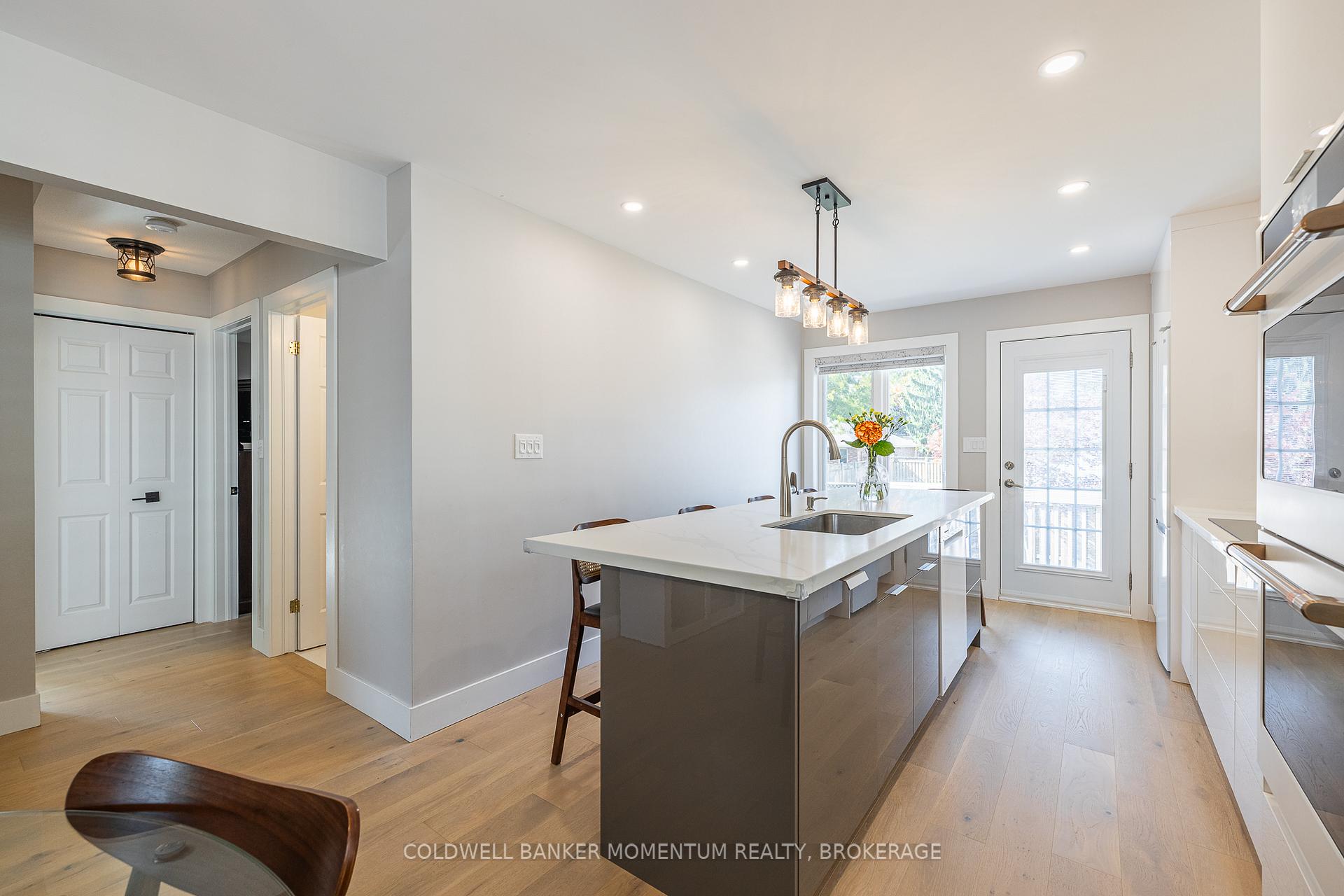 Photo 15 of 24 Tanner Drive, Pelham, Fonthill — HOMEH