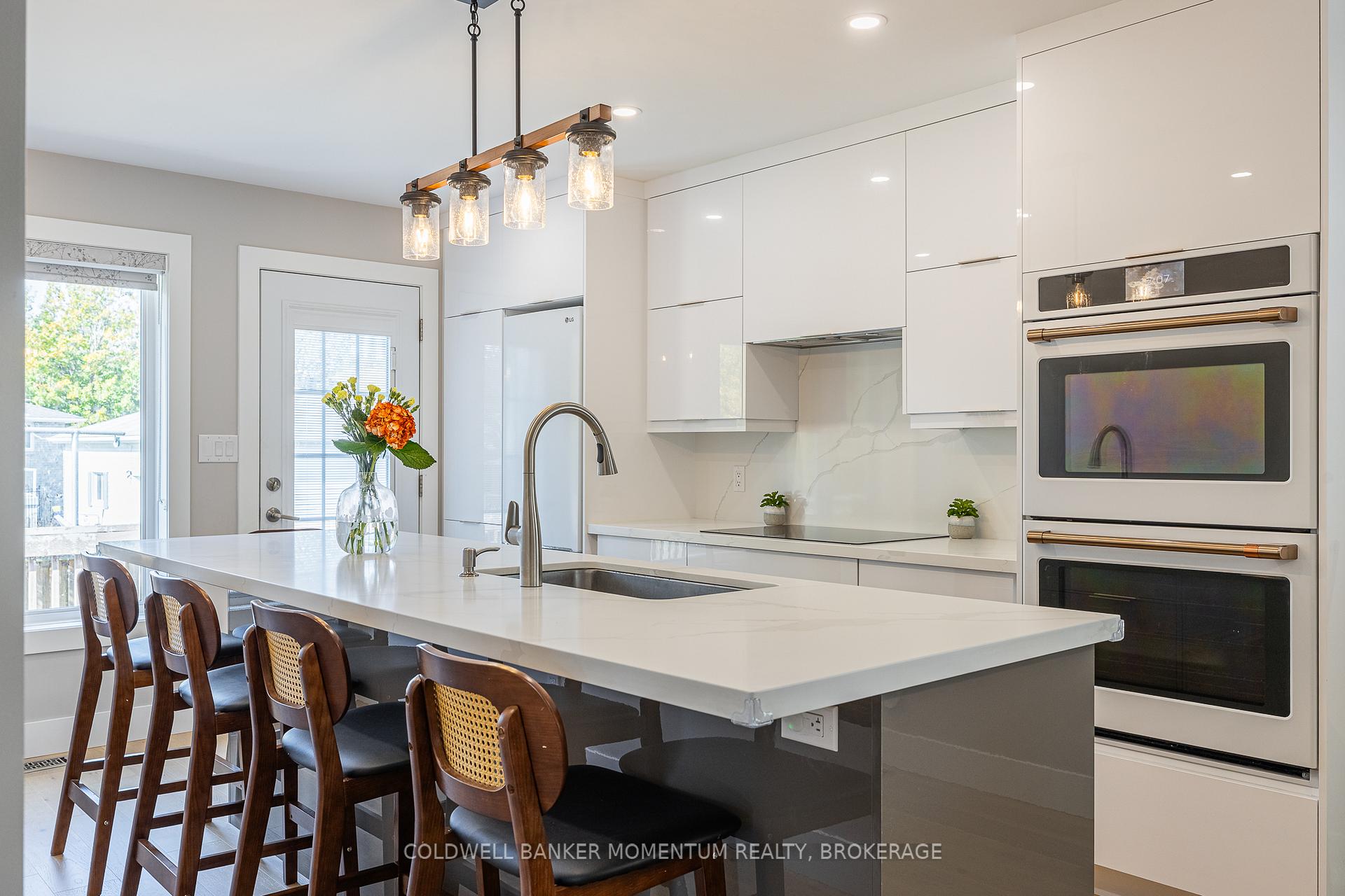 Photo 16 of 24 Tanner Drive, Pelham, Fonthill — HOMEH