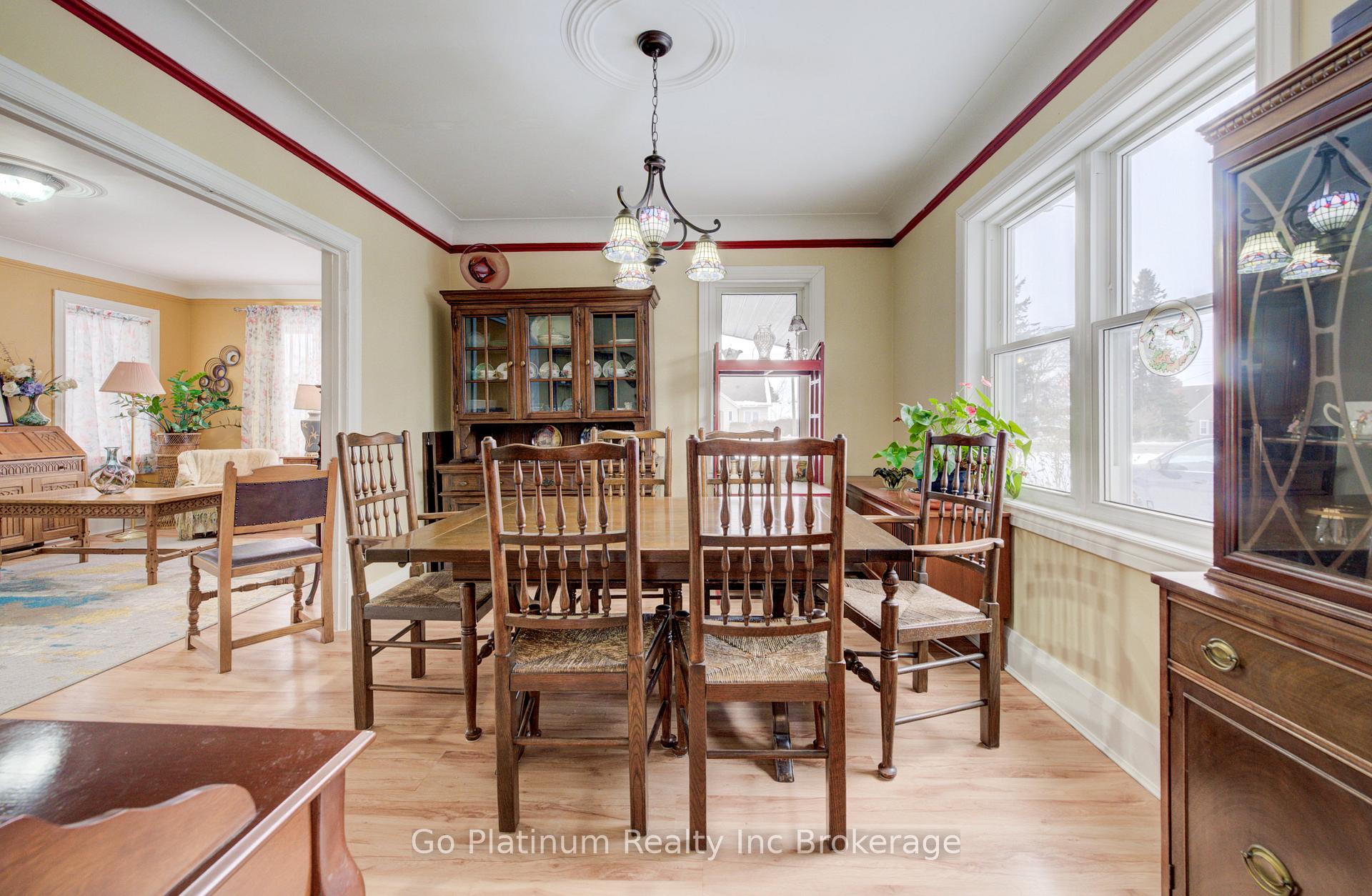 Photo 12 of 611 James Street E, Norfolk, Delhi — HOMEH