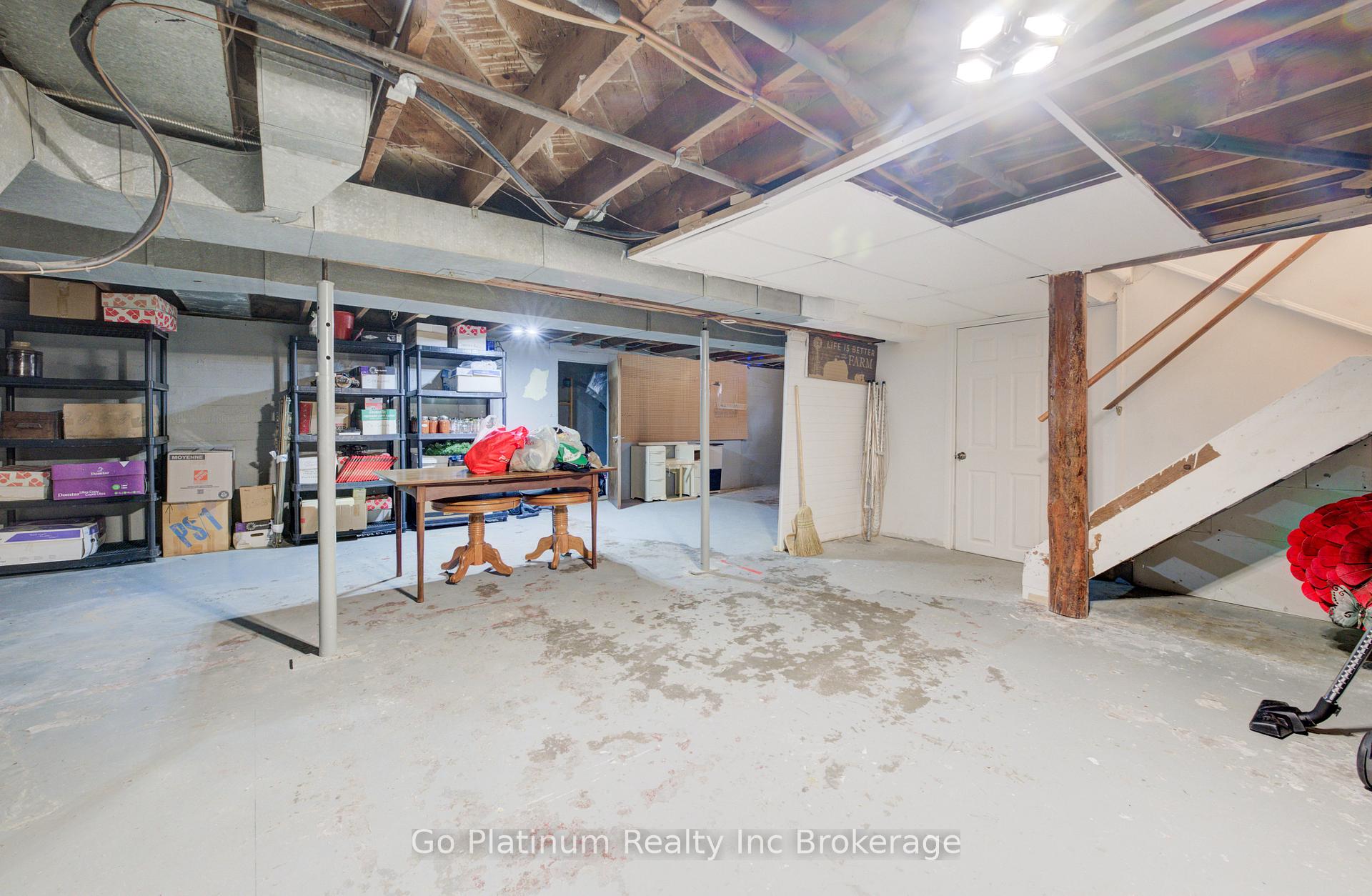 Photo 25 of 611 James Street E, Norfolk, Delhi — HOMEH