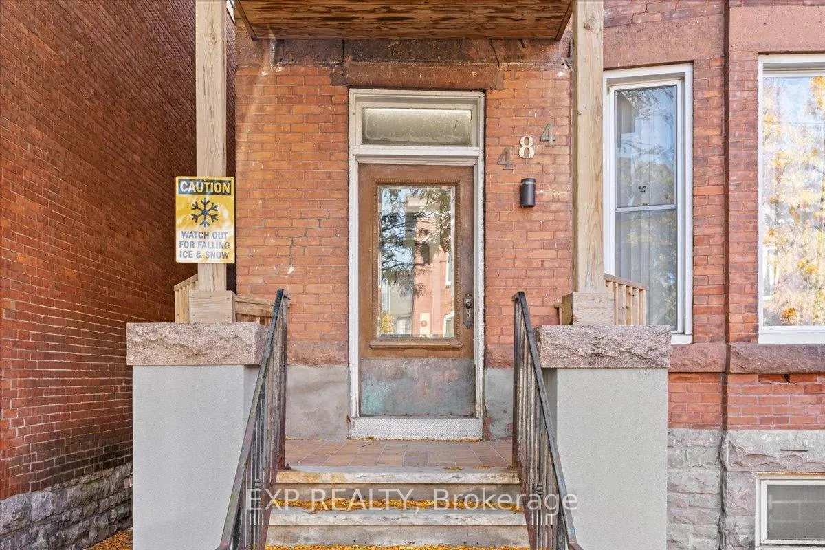 Photo 3 of Unit 5, 484 Gilmour Street, Ottawa, Ottawa Centre — HOMEH
