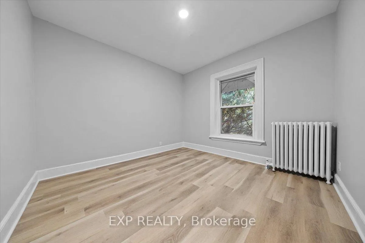 Photo 4 of Unit 5, 484 Gilmour Street, Ottawa, Ottawa Centre — HOMEH
