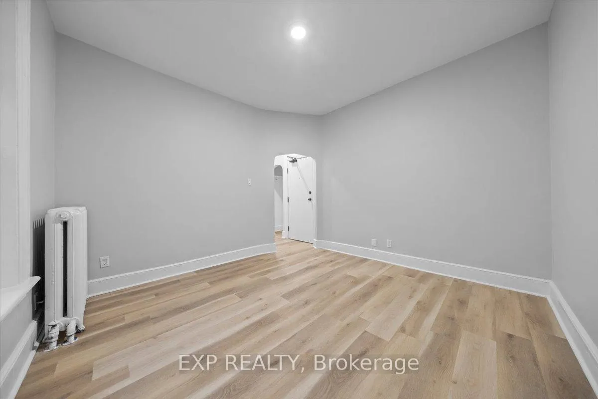 Photo 6 of Unit 5, 484 Gilmour Street, Ottawa, Ottawa Centre — HOMEH