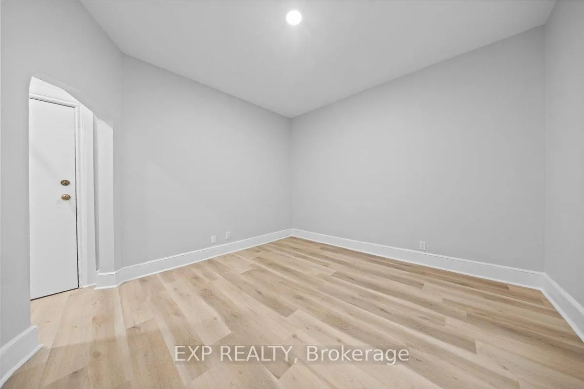 Photo 7 of Unit 5, 484 Gilmour Street, Ottawa, Ottawa Centre — HOMEH