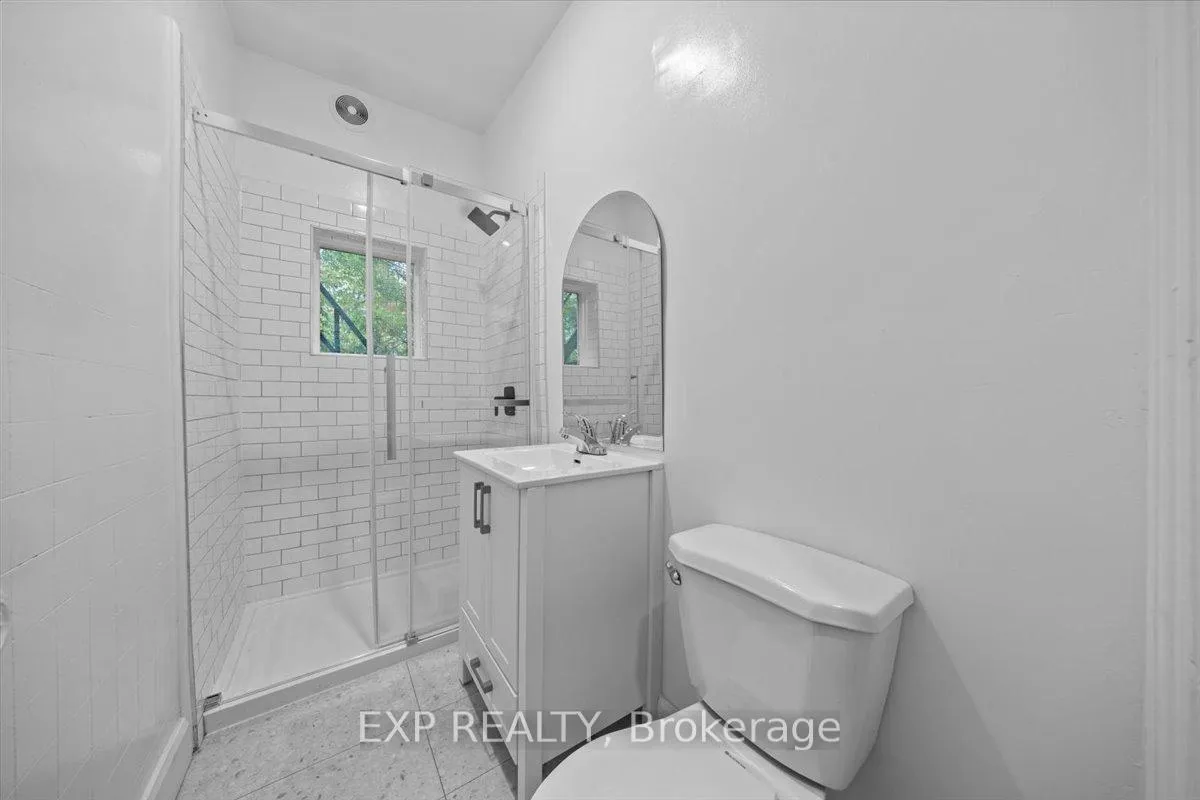 Photo 9 of Unit 5, 484 Gilmour Street, Ottawa, Ottawa Centre — HOMEH
