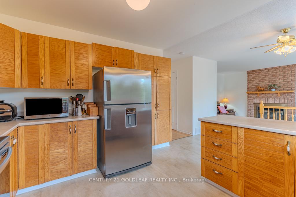 Photo 14 of 612 Chenier Way, Ottawa, Fallingbrook/Pineridge — HOMEH