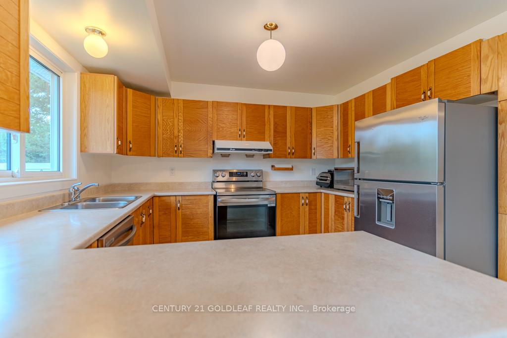Photo 16 of 612 Chenier Way, Ottawa, Fallingbrook/Pineridge — HOMEH