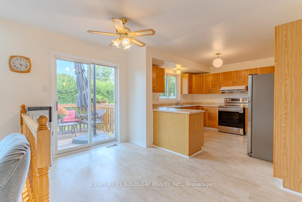 Photo 17 of 612 Chenier Way, Ottawa, Fallingbrook/Pineridge — HOMEH