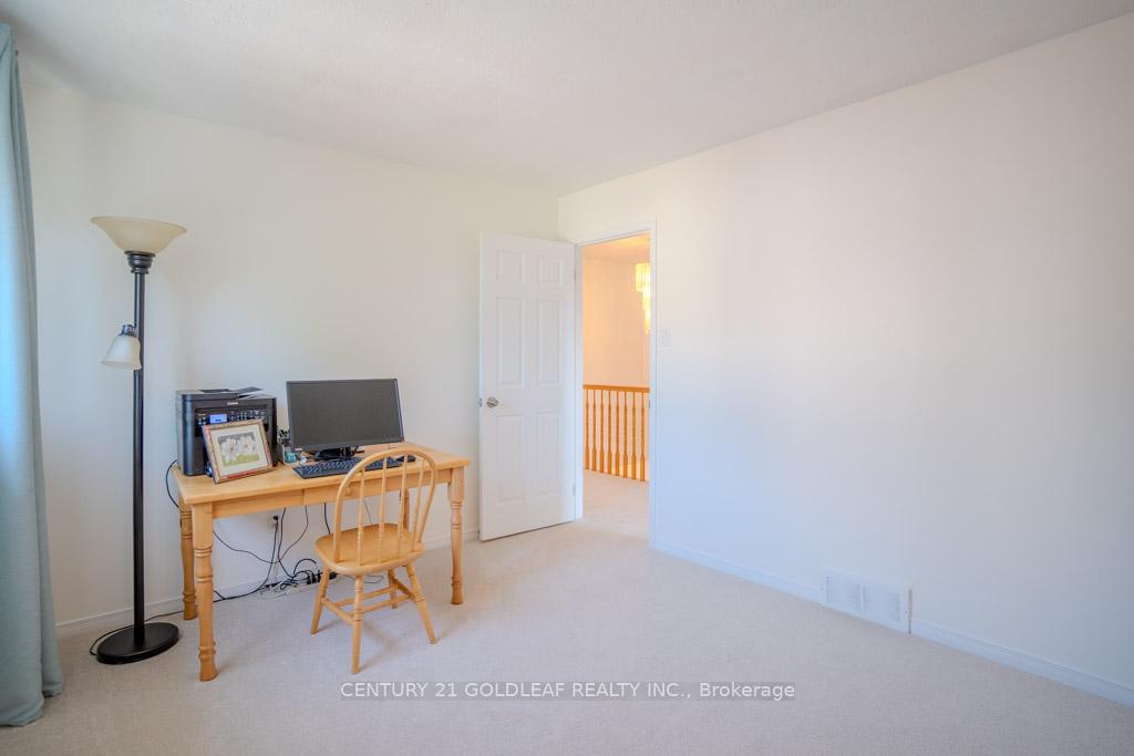 Photo 30 of 612 Chenier Way, Ottawa, Fallingbrook/Pineridge — HOMEH