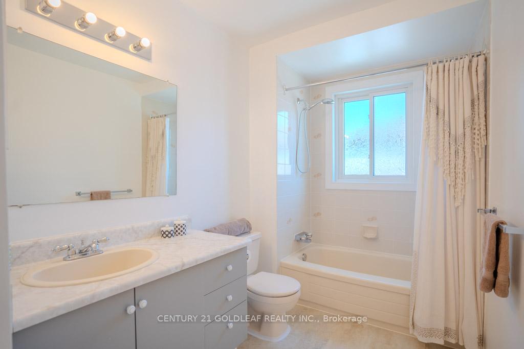 Photo 31 of 612 Chenier Way, Ottawa, Fallingbrook/Pineridge — HOMEH