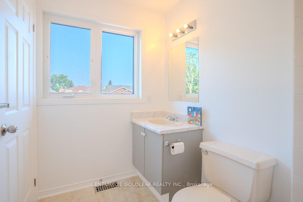 Photo 36 of 612 Chenier Way, Ottawa, Fallingbrook/Pineridge — HOMEH