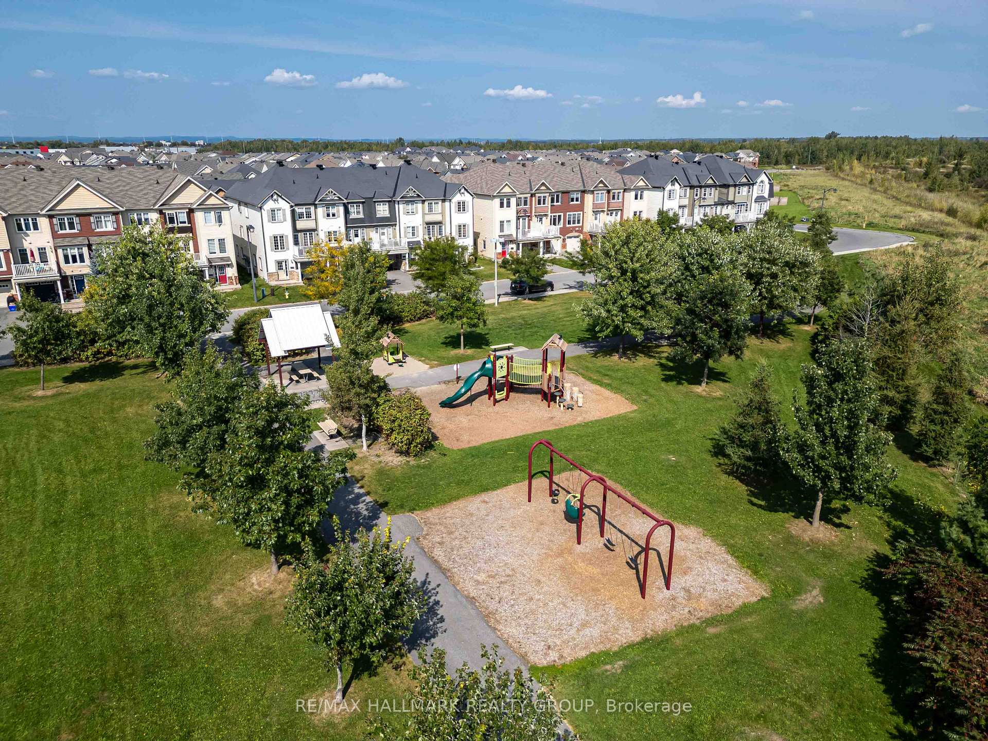 Photo 22 of 164 Sunshine Crescent, Ottawa, Notting Hill/Summerside — HOMEH
