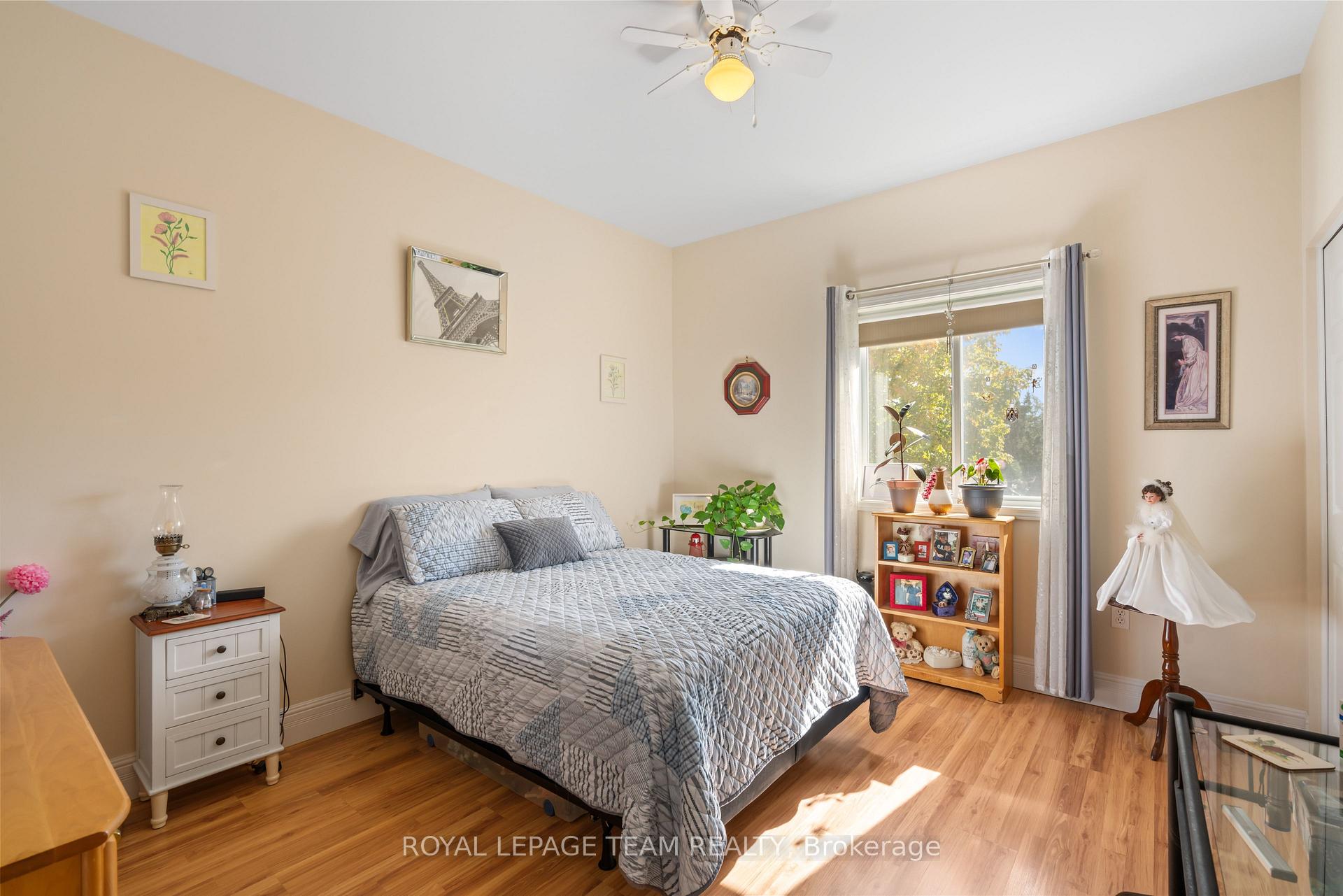 Photo 16 of 477 Clarence Street, North Dundas, Winchester — HOMEH