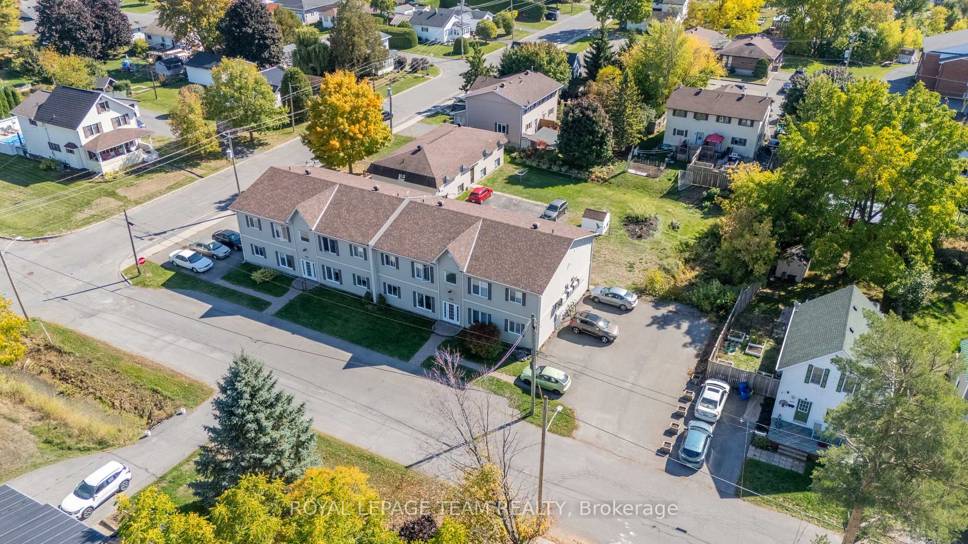Photo 25 of 477 Clarence Street, North Dundas, Winchester — HOMEH