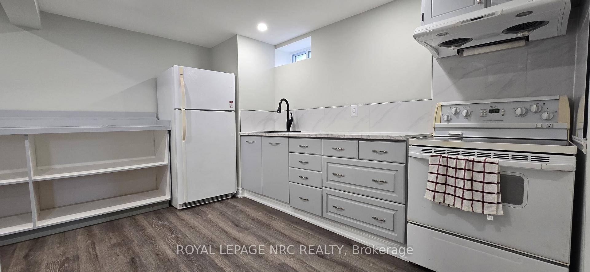 Photo 2 of 89 Spruceside Crescent, Pelham, Fonthill — HOMEH