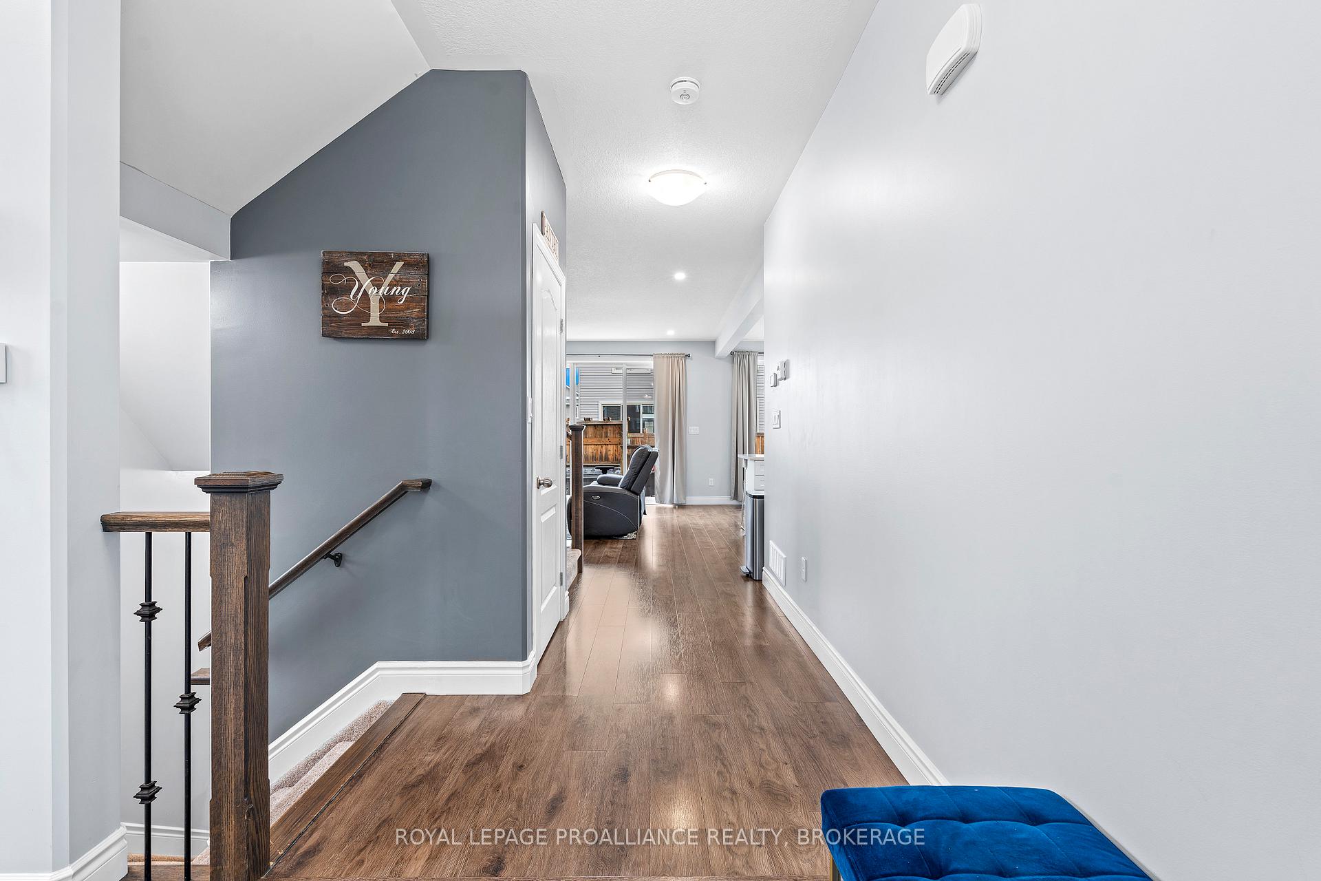 Photo 5 of 464 Beth Crescent, Kingston, City Northwest — HOMEH