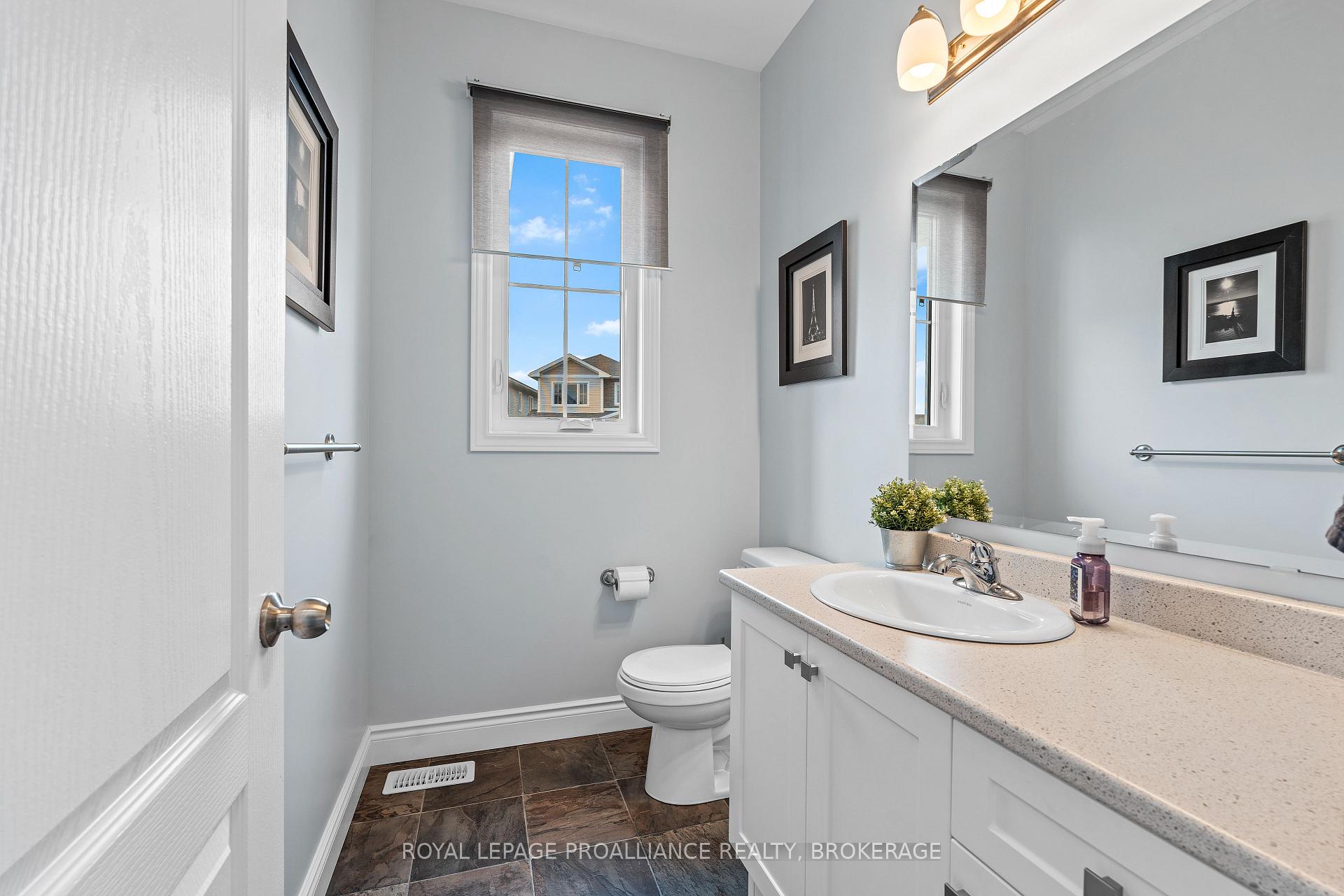 Photo 6 of 464 Beth Crescent, Kingston, City Northwest — HOMEH