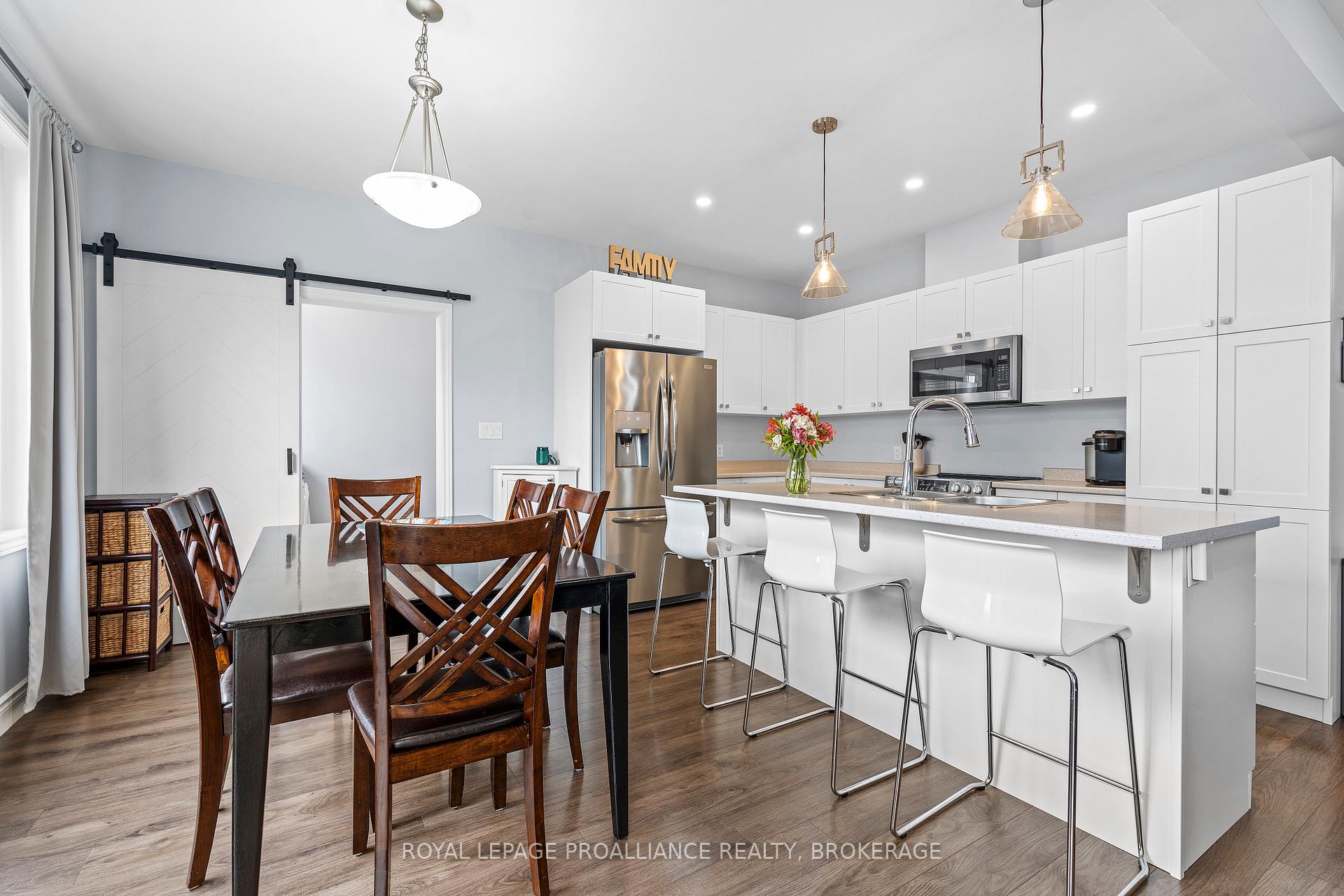 Photo 10 of 464 Beth Crescent, Kingston, City Northwest — HOMEH