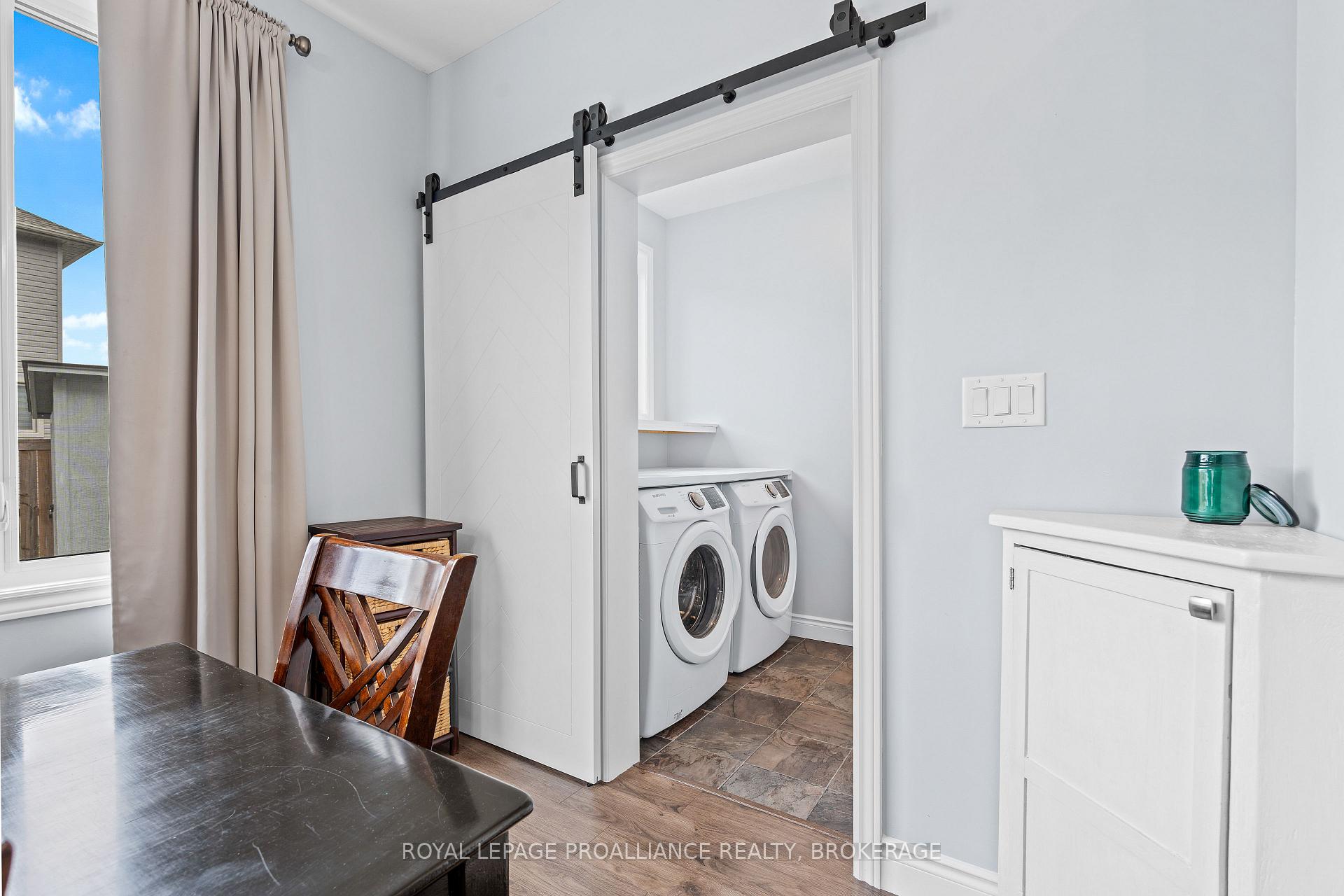Photo 16 of 464 Beth Crescent, Kingston, City Northwest — HOMEH