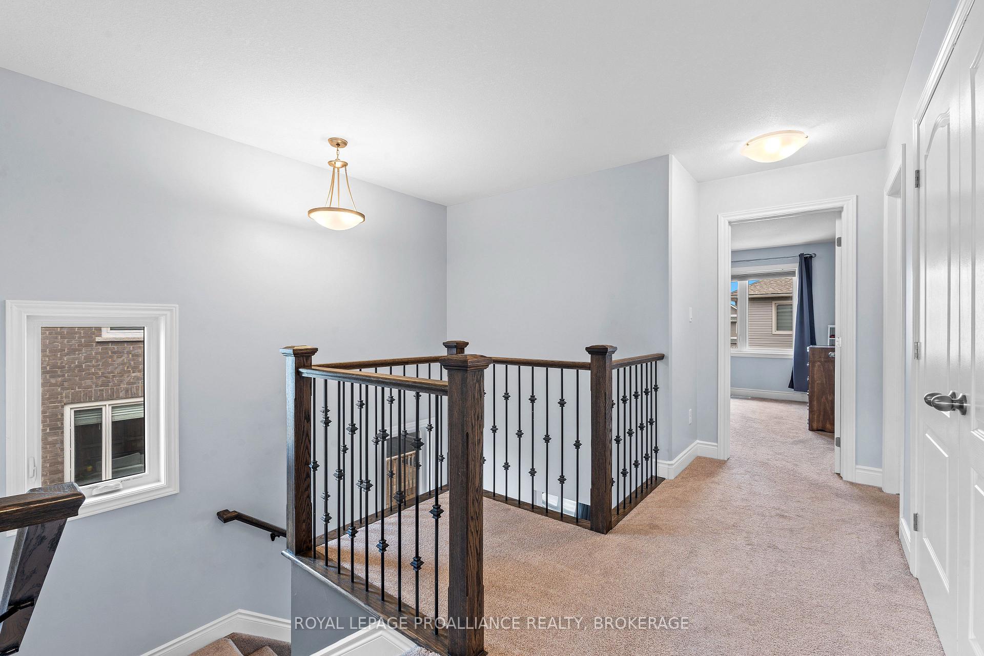 Photo 18 of 464 Beth Crescent, Kingston, City Northwest — HOMEH