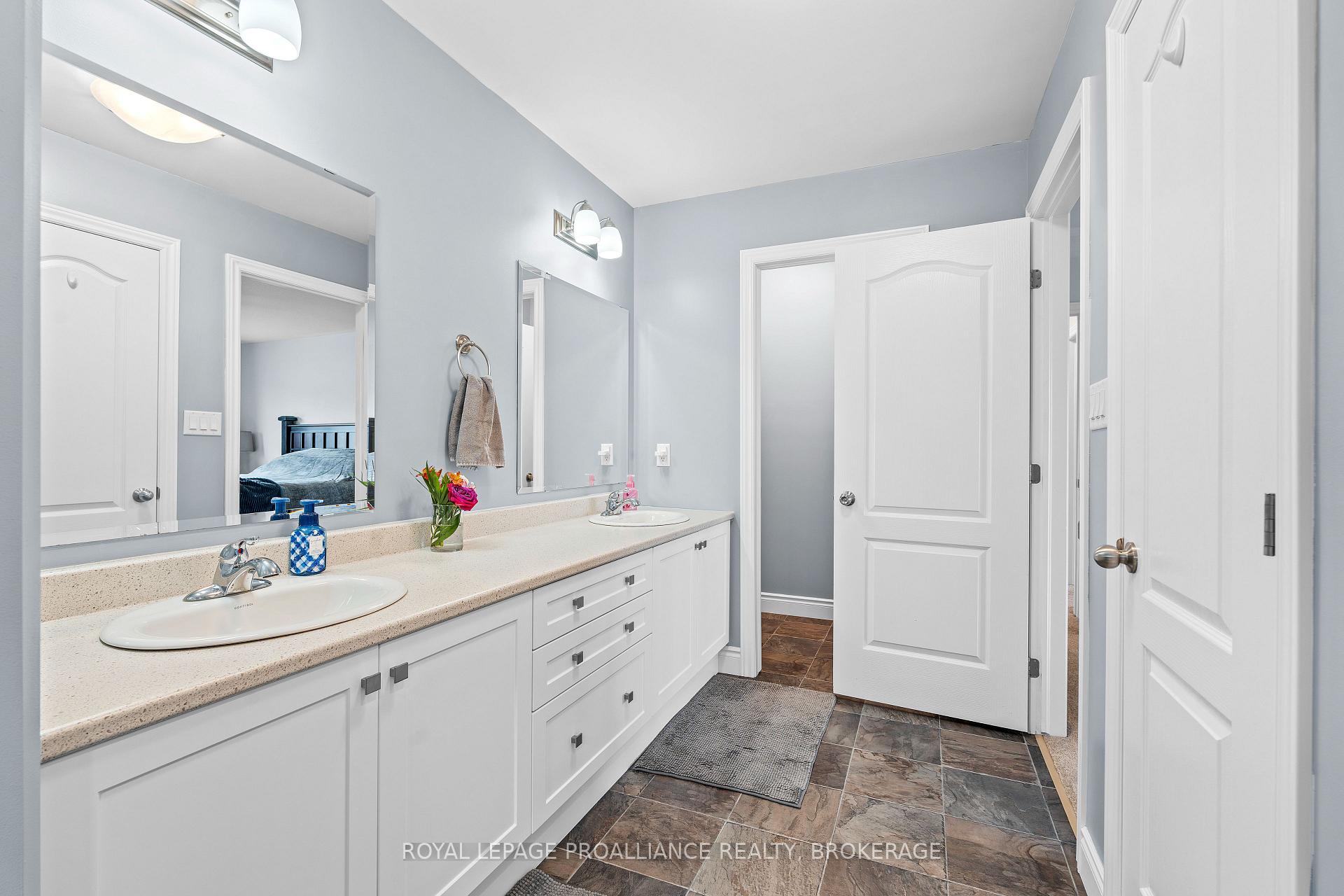 Photo 21 of 464 Beth Crescent, Kingston, City Northwest — HOMEH