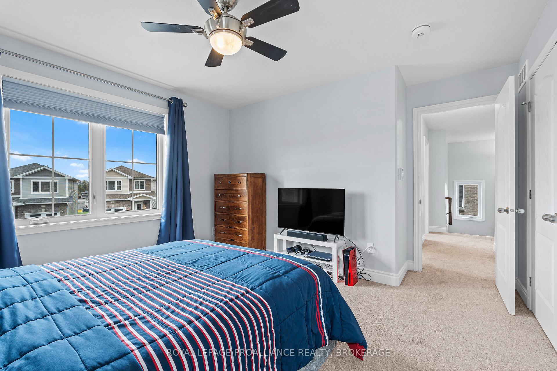 Photo 25 of 464 Beth Crescent, Kingston, City Northwest — HOMEH