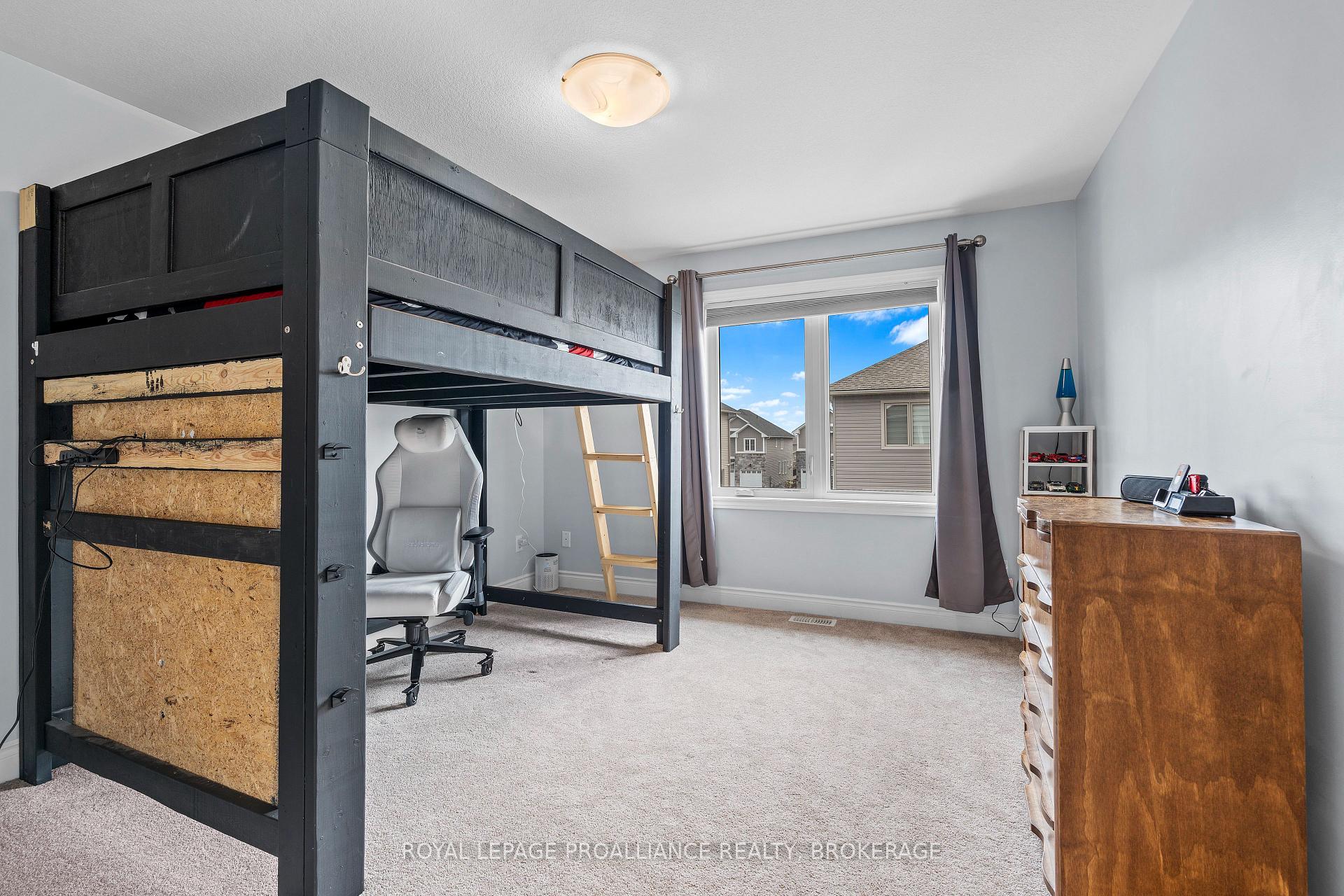 Photo 29 of 464 Beth Crescent, Kingston, City Northwest — HOMEH