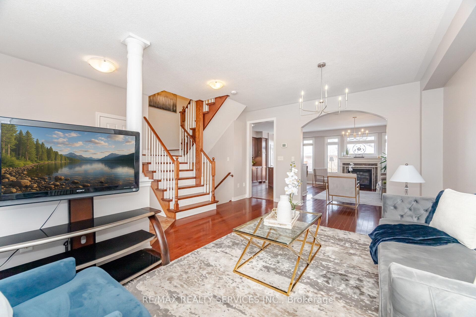 Photo 12 of 3027 Richview Boulevard, Oakville, Bronte Creek — HOMEH