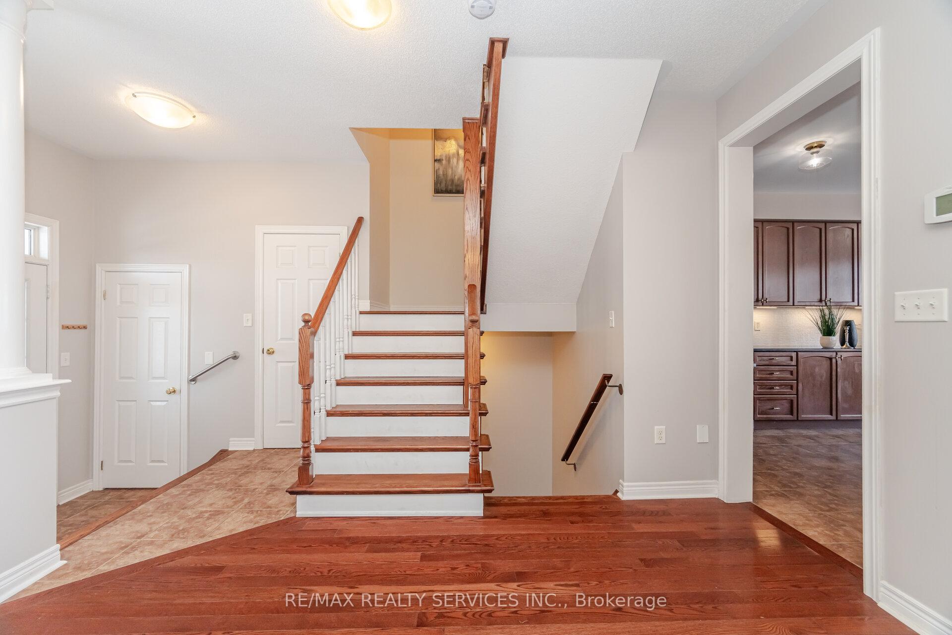 Photo 21 of 3027 Richview Boulevard, Oakville, Bronte Creek — HOMEH