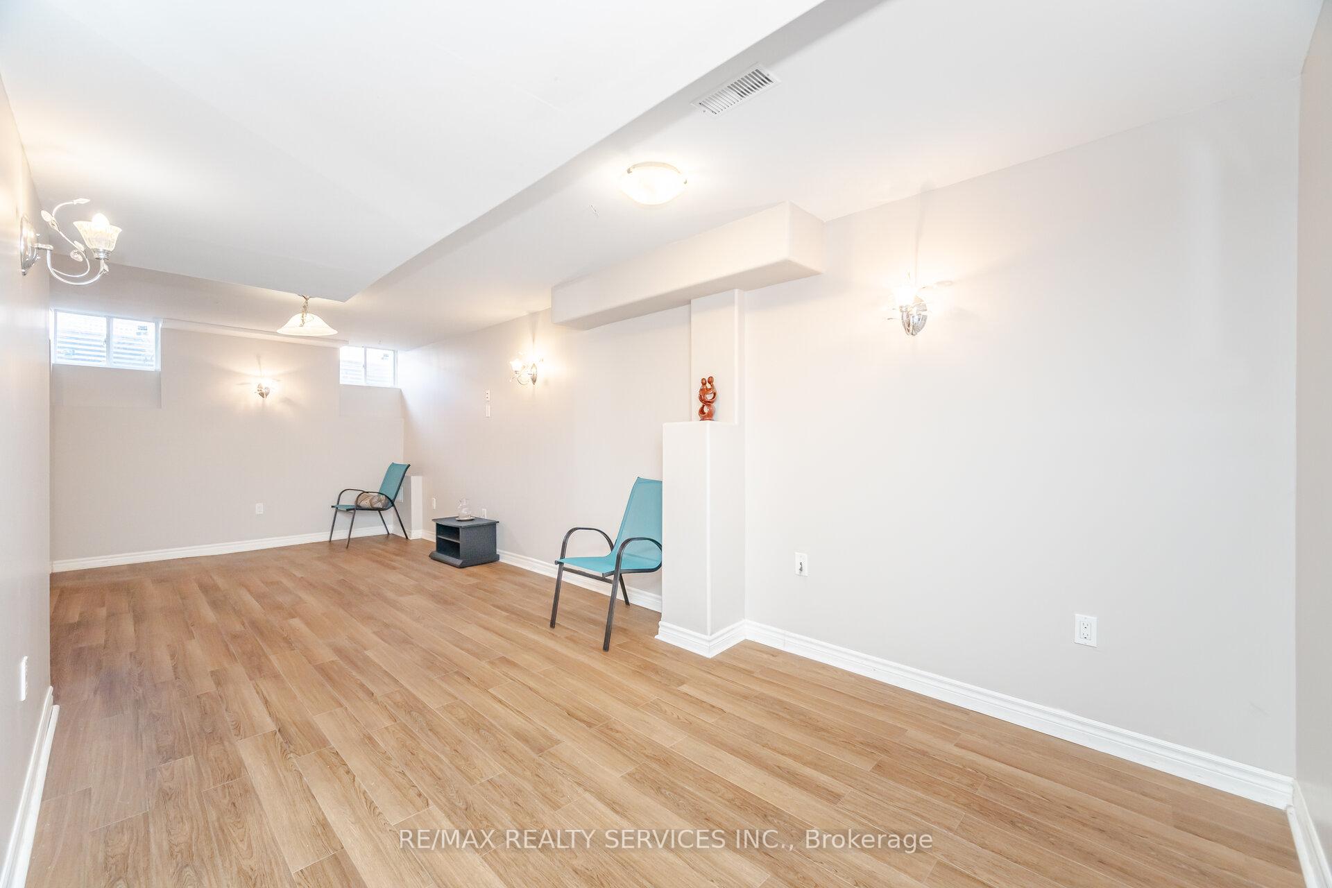 Photo 31 of 3027 Richview Boulevard, Oakville, Bronte Creek — HOMEH