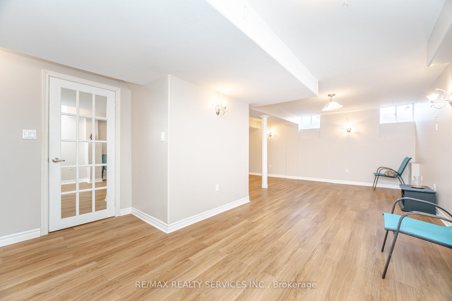 Photo 32 of 3027 Richview Boulevard, Oakville, Bronte Creek — HOMEH