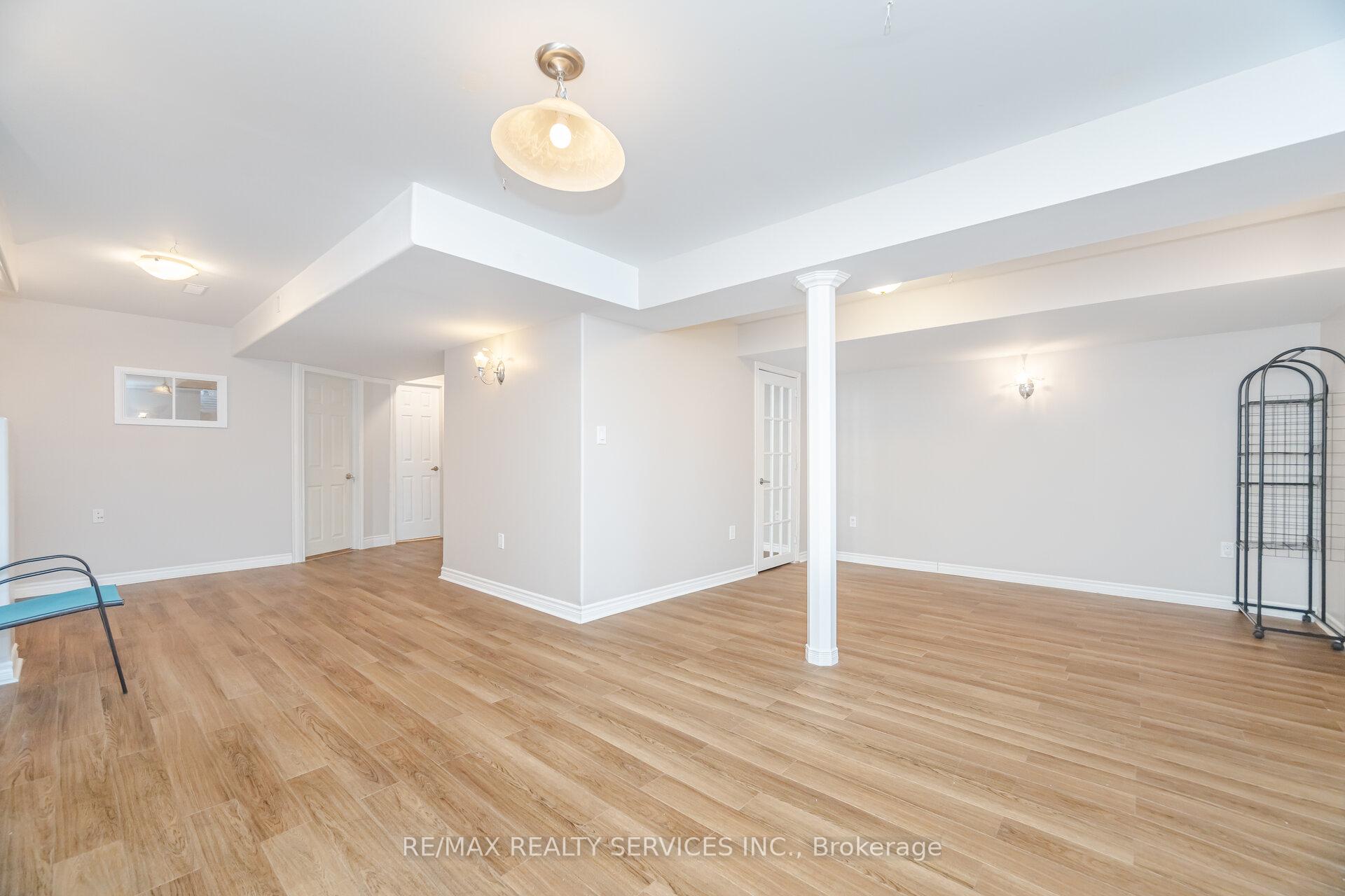 Photo 34 of 3027 Richview Boulevard, Oakville, Bronte Creek — HOMEH