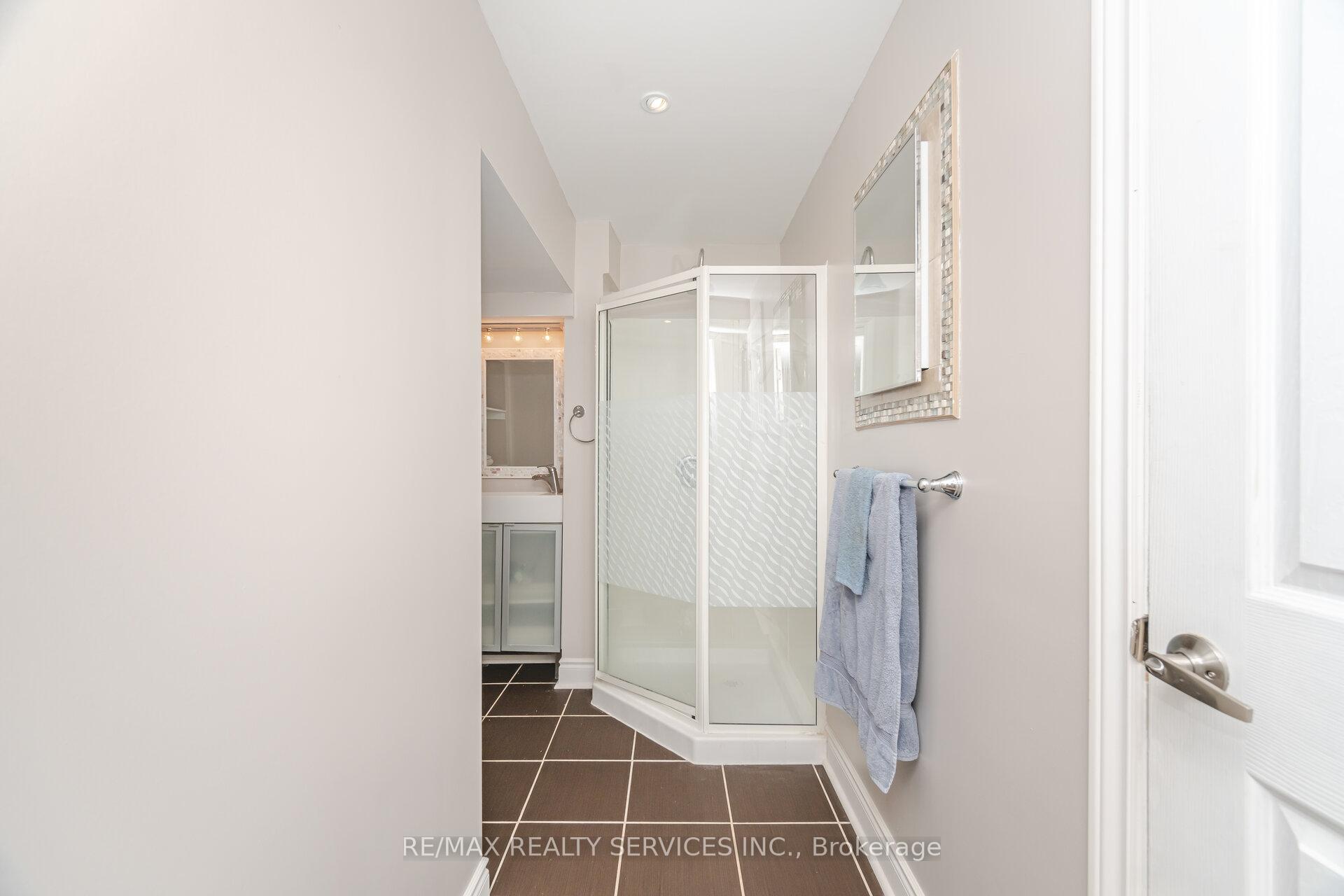 Photo 37 of 3027 Richview Boulevard, Oakville, Bronte Creek — HOMEH