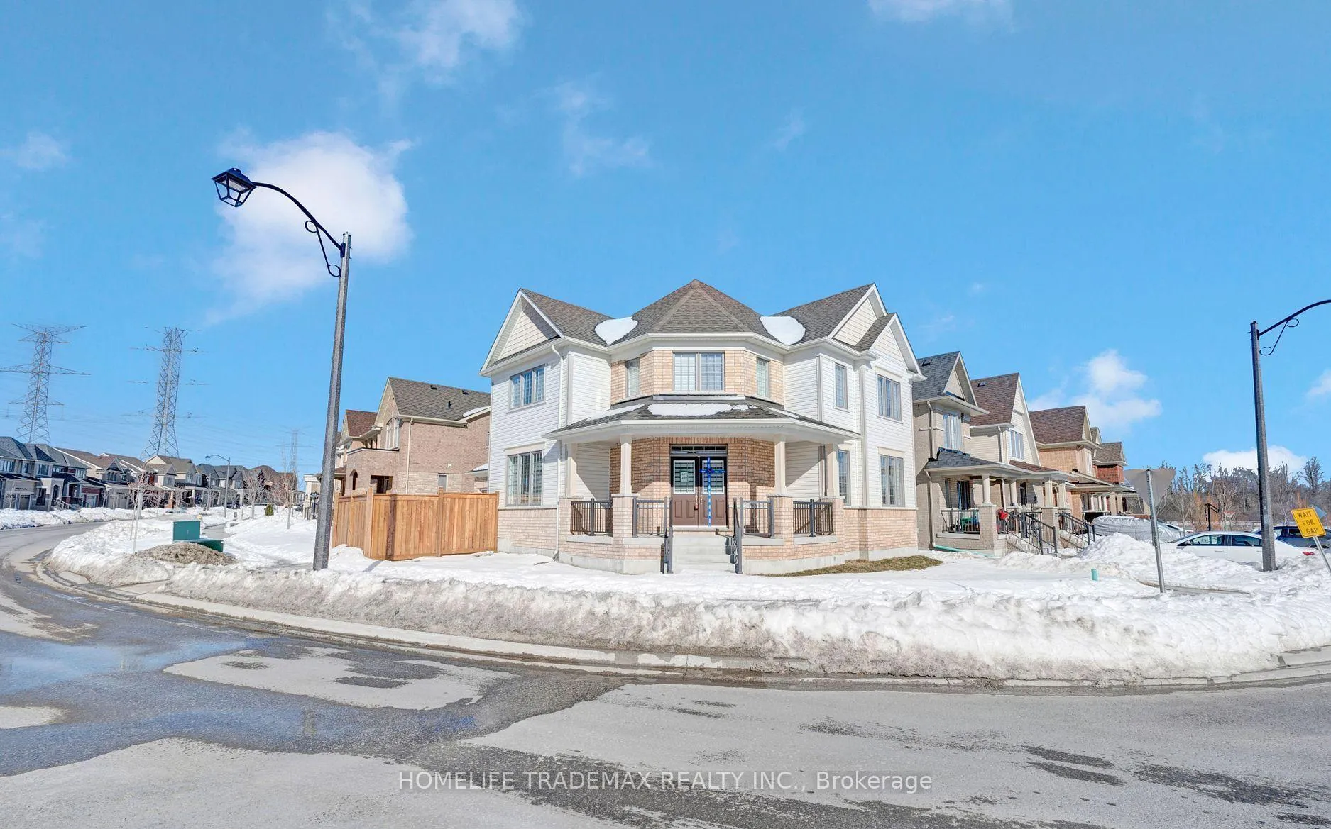 Photo 1 of 2577 Bandsman Crescent, Oshawa, Windfields — HOMEH