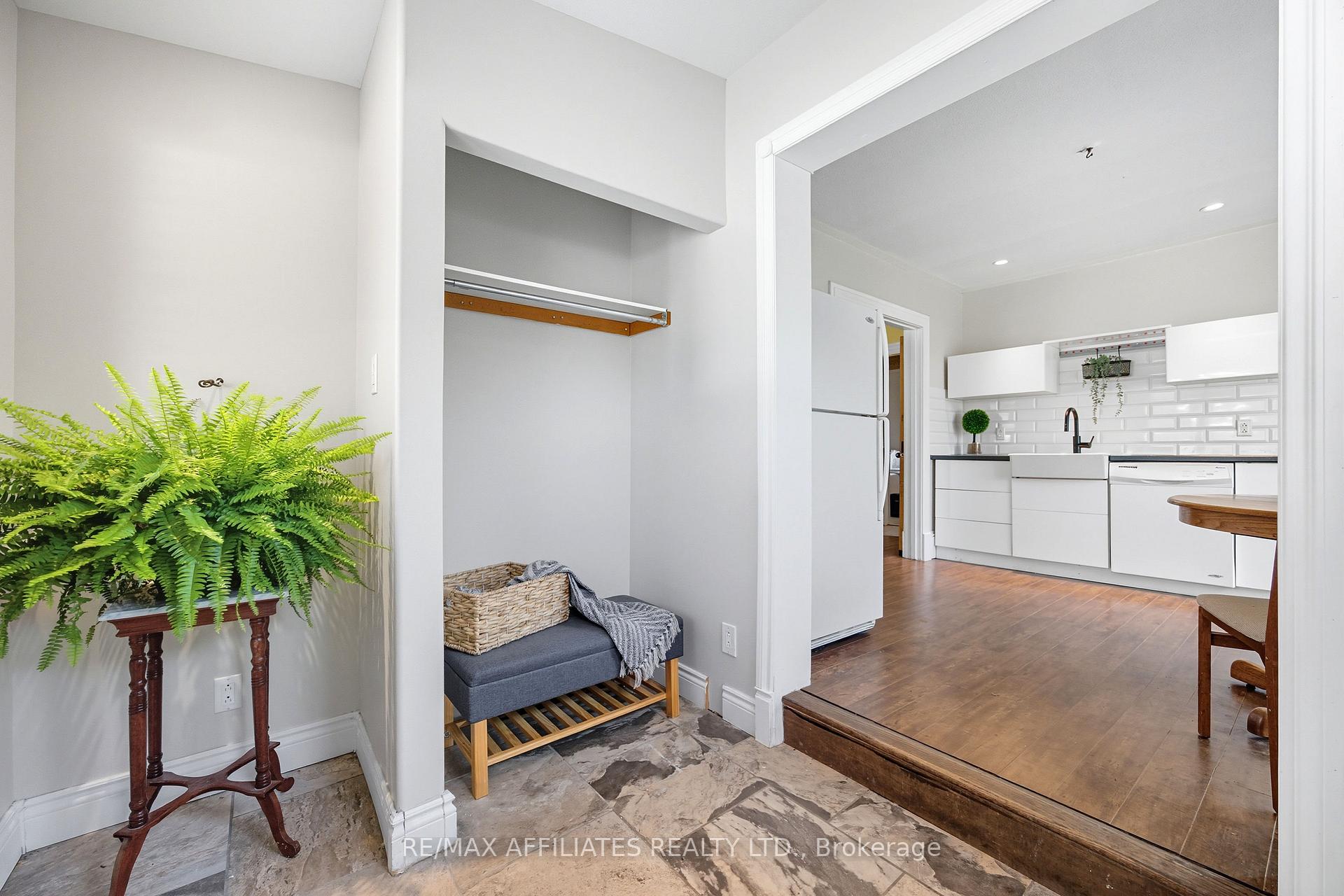 Photo 2 of 10 Alvin Street, Perth — HOMEH