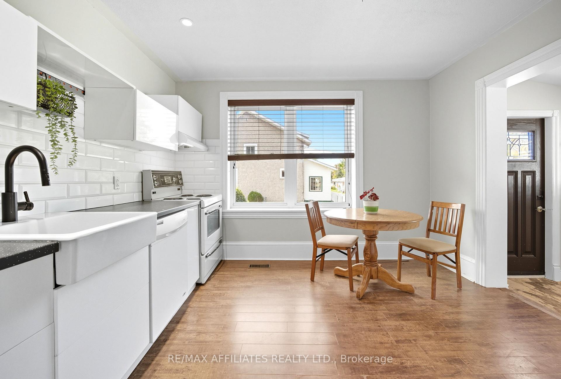 Photo 5 of 10 Alvin Street, Perth — HOMEH