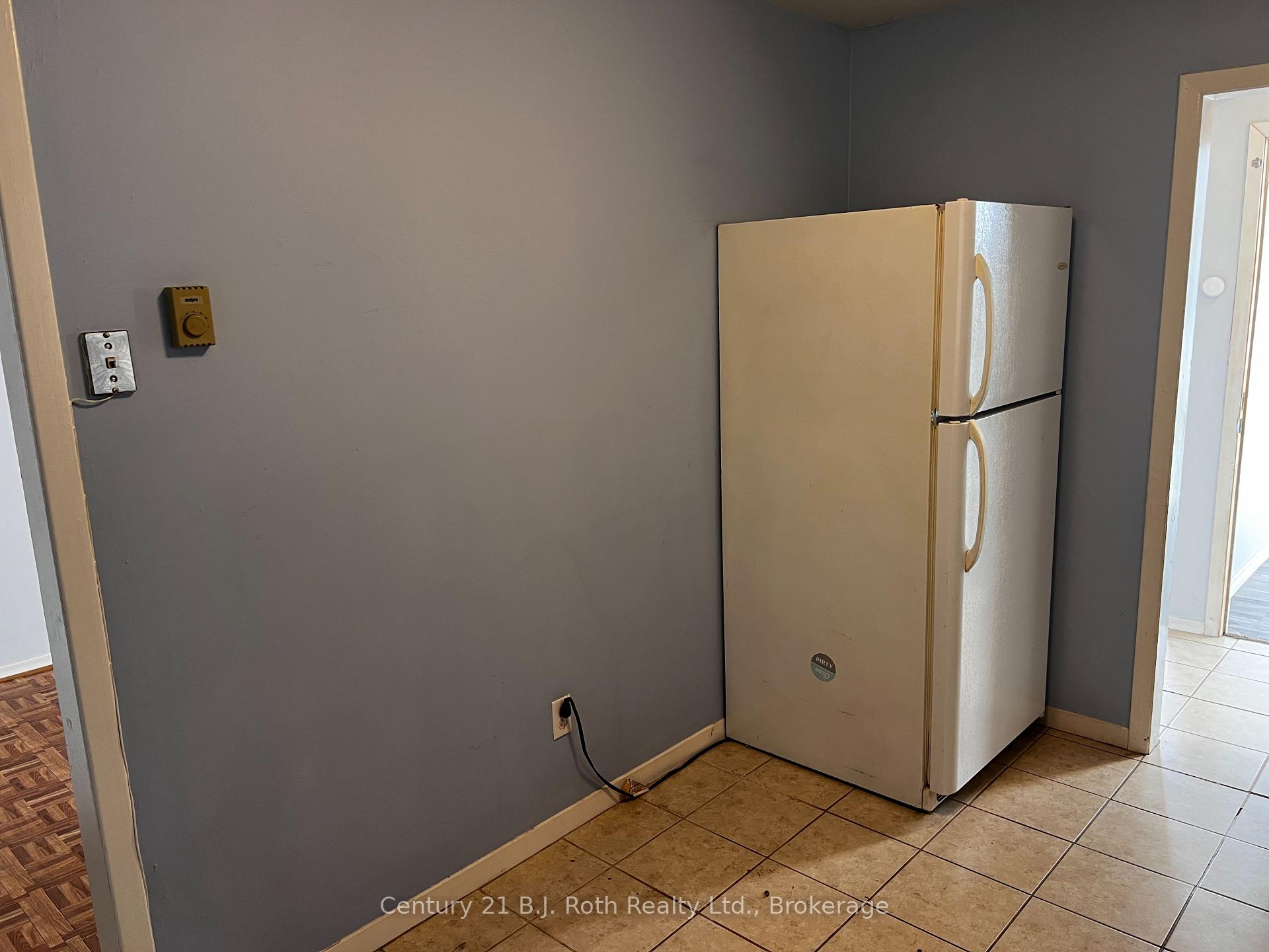 Photo 5 of Unit 3, 520 High Street, Orillia — HOMEH